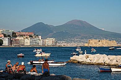 《叛逆AI模拟器》中文DEMO今日上线 全新预告片曝光